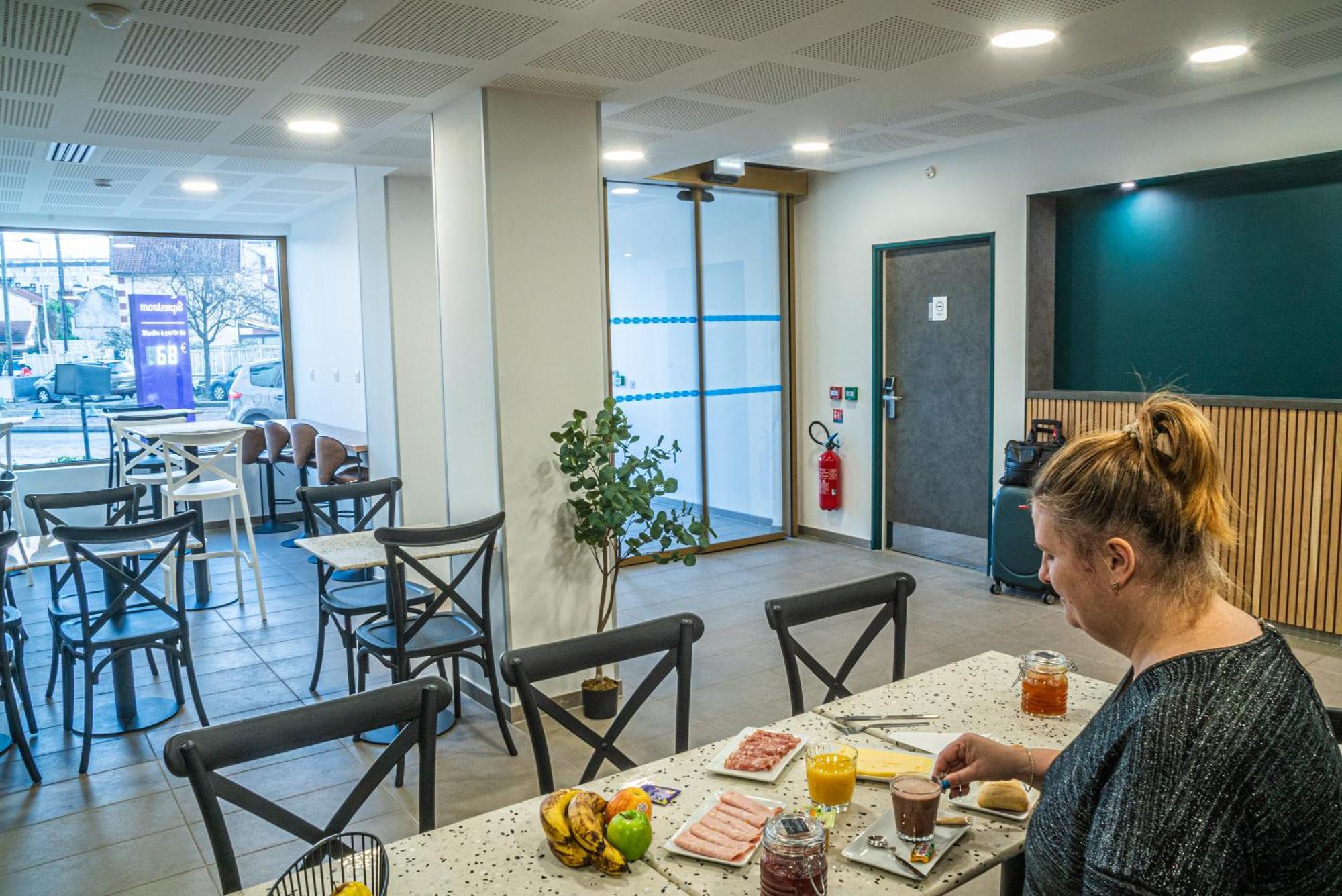 Montempo Apparthotel Paris Noisy Le Sec ภายนอก รูปภาพ