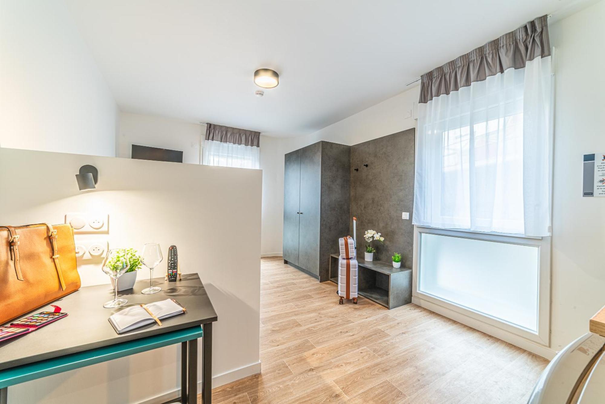 Montempo Apparthotel Paris Noisy Le Sec ภายนอก รูปภาพ